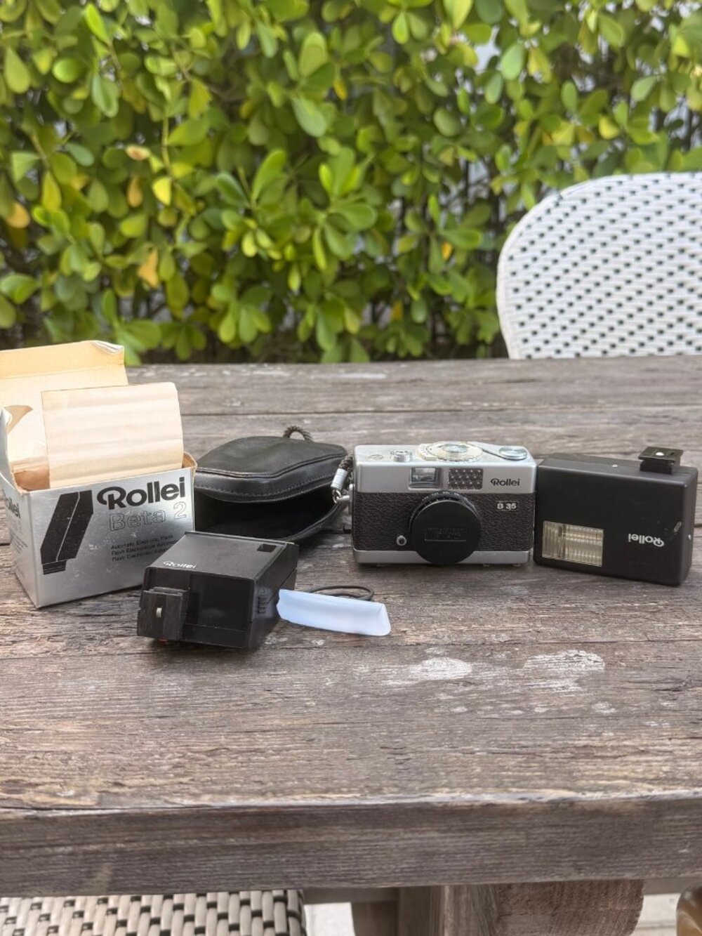 Vintage Rollei B35 Black Carl Zeiss Film Camera Lot Plus Flash in Case UNTESTED